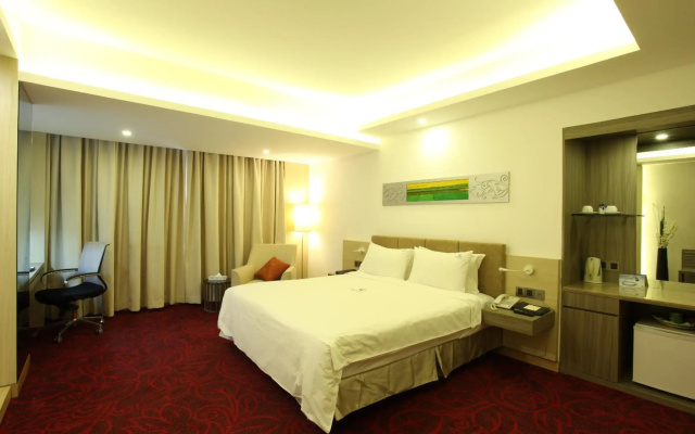 Dhaka Regency Hotel & Resort