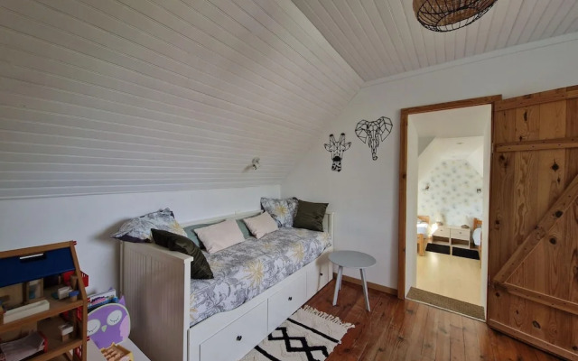 Countryside Holiday Home Near the Beach