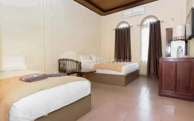 Hotel Ar Riyadh Kuala Tungkal