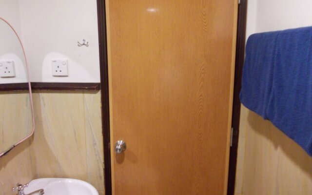 Hotel Sri Sutra - Kawasan Industri Sri Damansara