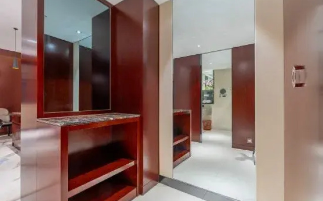 Ao Hua International Hotel
