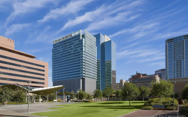 The Westin Phoenix Downtown