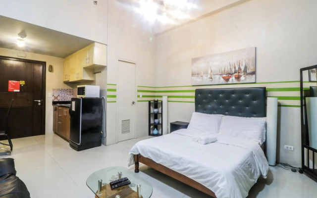 PRS at One Palm Tree Villa near Airport