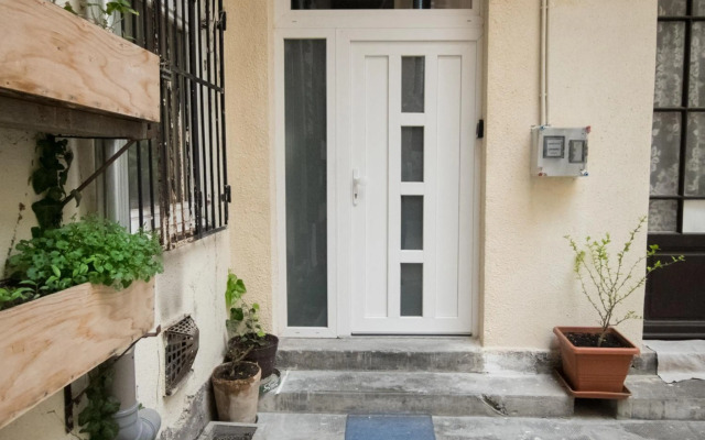 Goldcentral Apartment Dob