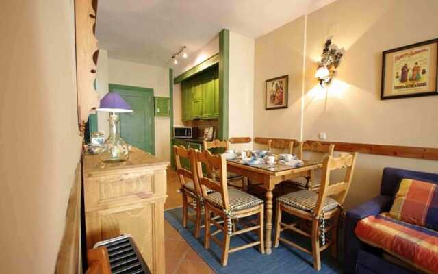 100 Meters From the ski Slopes, Parking and Wifi