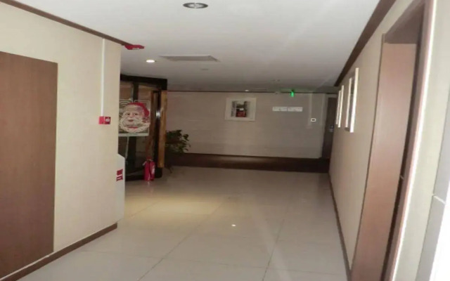 Qingdao Laan Hotel