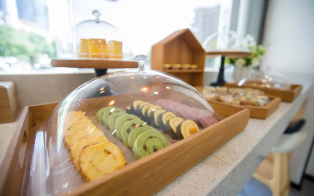 HanTing Hotel (Huaihua Hexi)