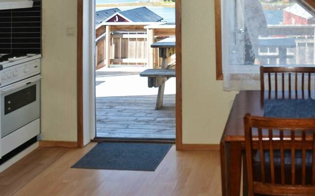 3 Person Holiday Home in Lysøysundet