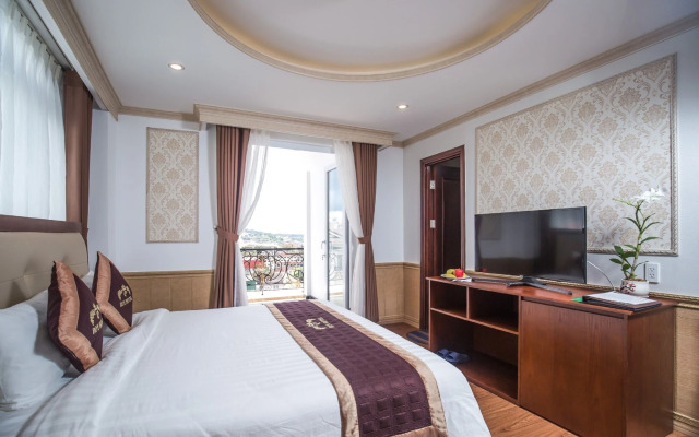 Roy Dala Hotel