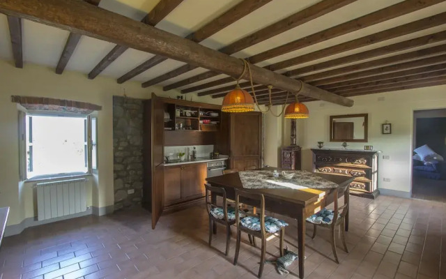 Coriana Apartments & Villas