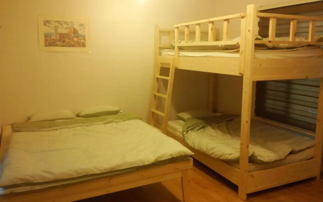 Geoje Ton Ton Guesthouse