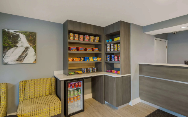 Quality Inn Asheville Airport