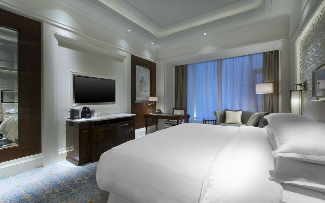 Sheraton Grand Wuhan Hankou Hotel