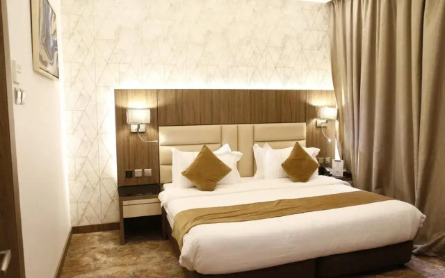Golden Daan Hotel