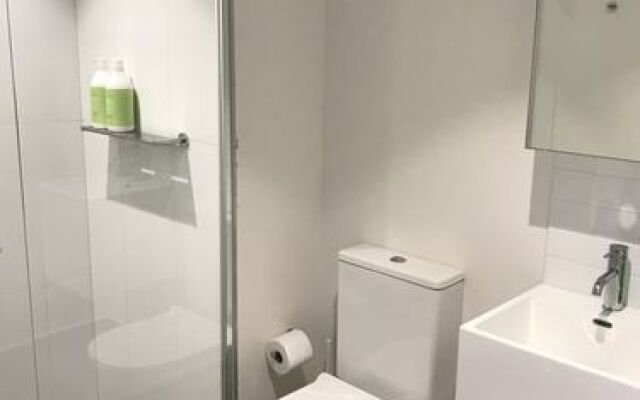 Southbank Platinum Tower Apartment