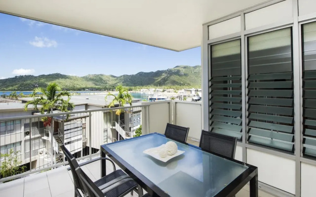 1 Bright Point Apartment 1405