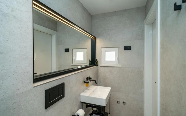 Agape Suite Old Town-Luxury Two Bedroom Apartment
