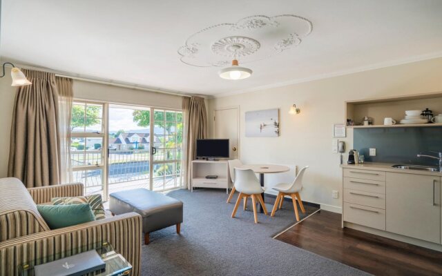 Silver Fern Rotorua Suites & Spa