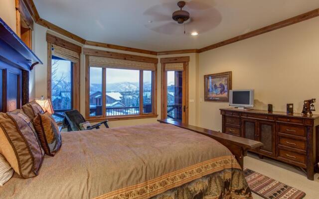 Last Sun at The Cove by Alpine Ski Properties