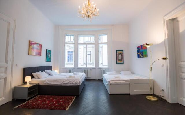 Soho Apartments - Grand Soho