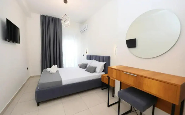 Hotel Maor