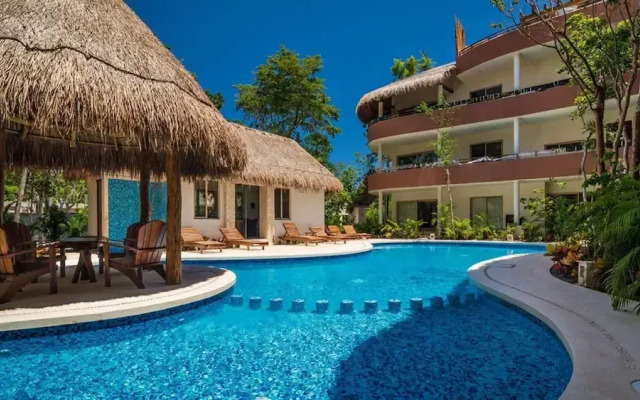 Comfortable Condo with Jacuzzi  in Tulum by Happy Address