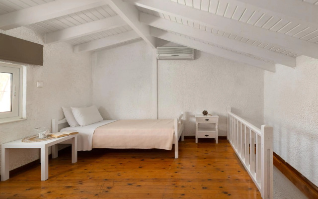 Elefteria Apartments