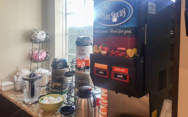 Americas Best Value Inn & Suites - N. Lima/Boardman