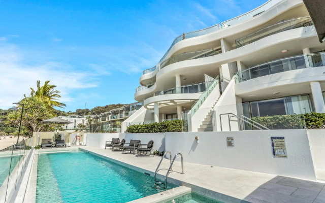 La Mer Apartment #10