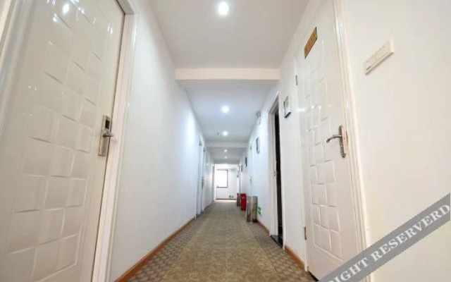 Lijin Hotel (Wuhan Huanghelou Hubu Alley)