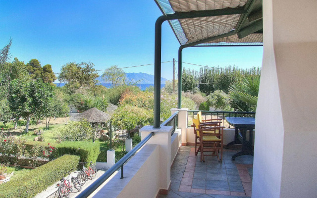 Sunny Garden Apartments