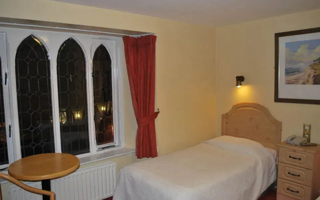 Hibernian Hotel & Leisure Centre