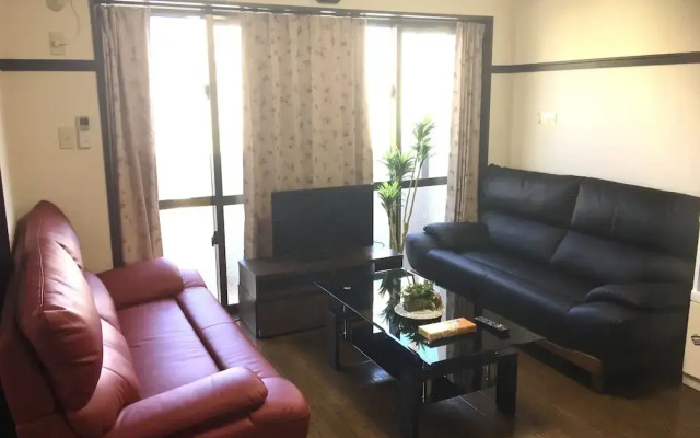 KY Apartment Tsubokawa Naha