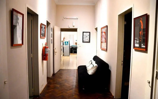 Lemmy Hostel Boutique