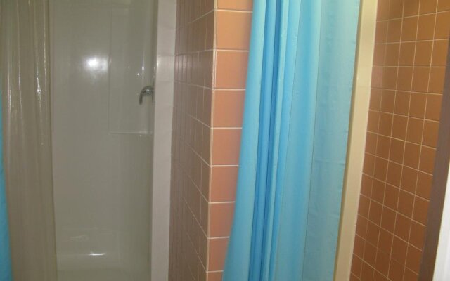 Brackley Beach Hostel