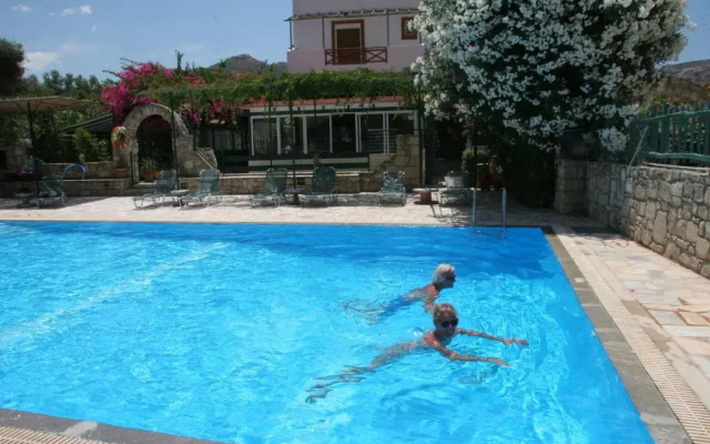 Armonia Hotel