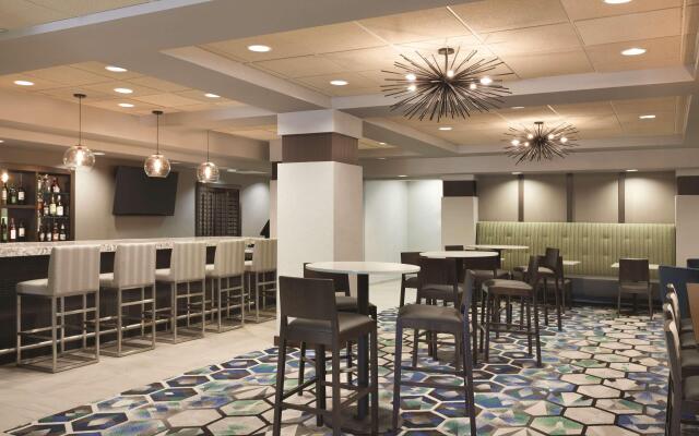 Pace Hotel Addison