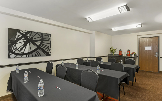 Best Western Plus The Charles Hotel