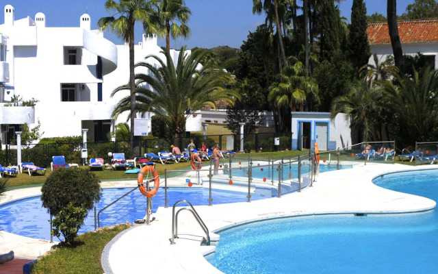 Apartamentos Ona Campanario