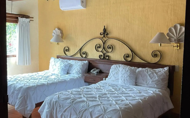 Villa San Jose Hotel and Suites