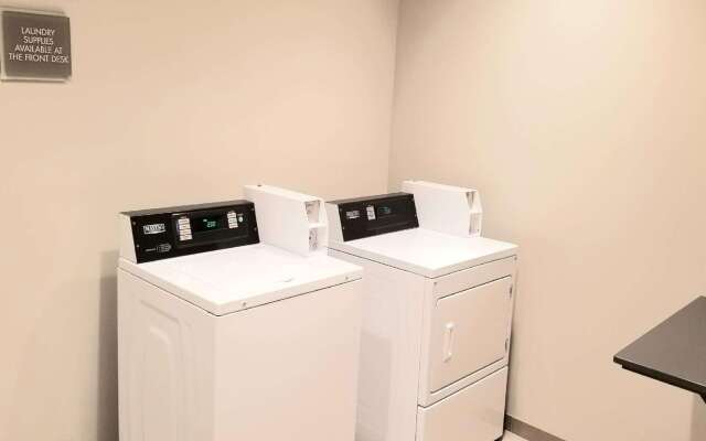 Best Western Plus Parkside Inn & Suites