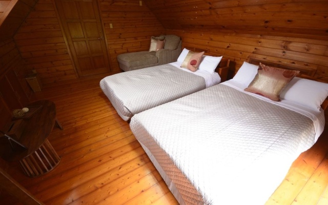 Resort Villa Nakadoma Inn Bettei – Guest Rooms – Onna