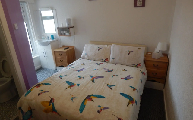 Llanryan Guest House