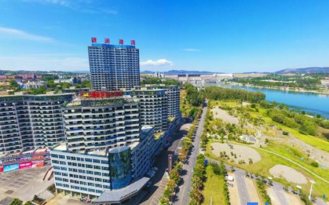 Danjiangkou Guanlan International Hotel（Hanjiang Avenue storefront）
