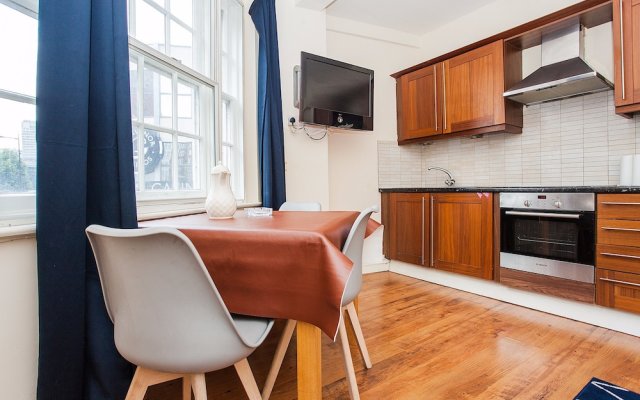 Central & Spacious 3 Bedroom Apartment