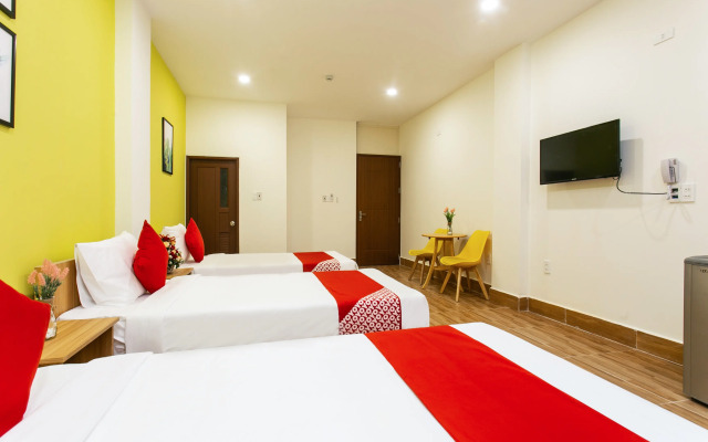 OYO 658 Euro Gold House And Coffee