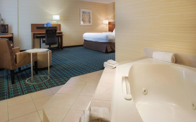 Fairfield Inn & Suites by Marriott Belleville