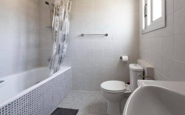 Sea Breeze Apartments - 3 Bedroom Apartment