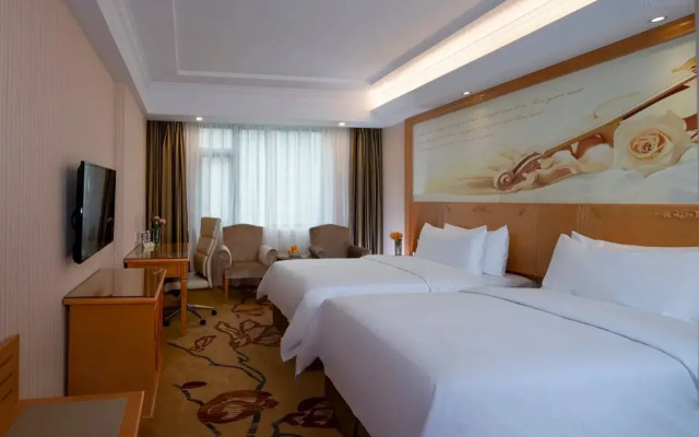 Vienna Hotel Shenzhen Bao'an Airport Taoyuanju