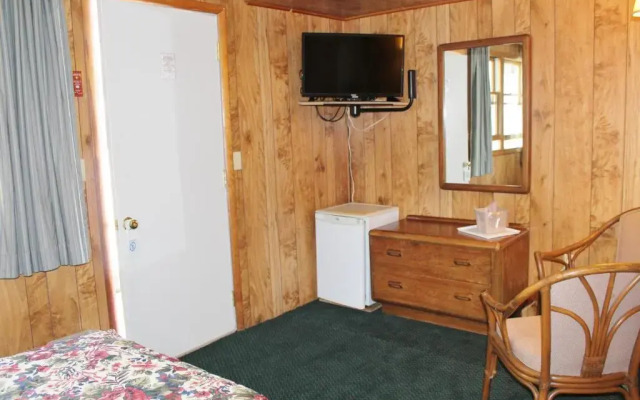 Barberry Court Motel